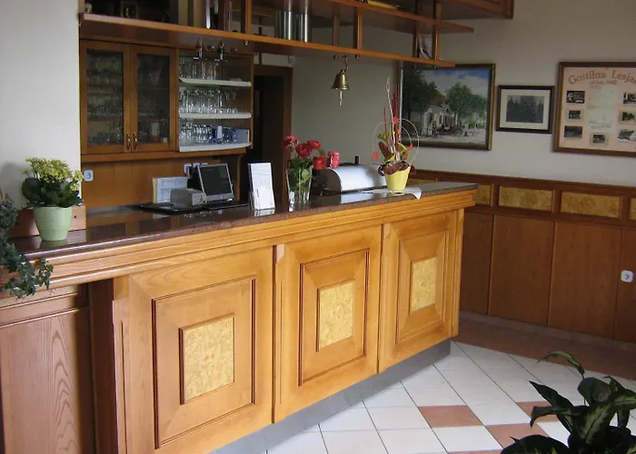 Gostisce Lesjak Orehova vas