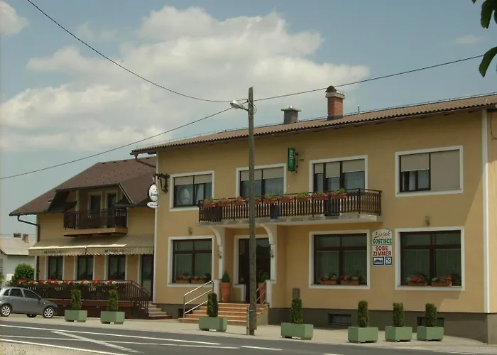 Gostisce Lesjak 3* Orehova vas