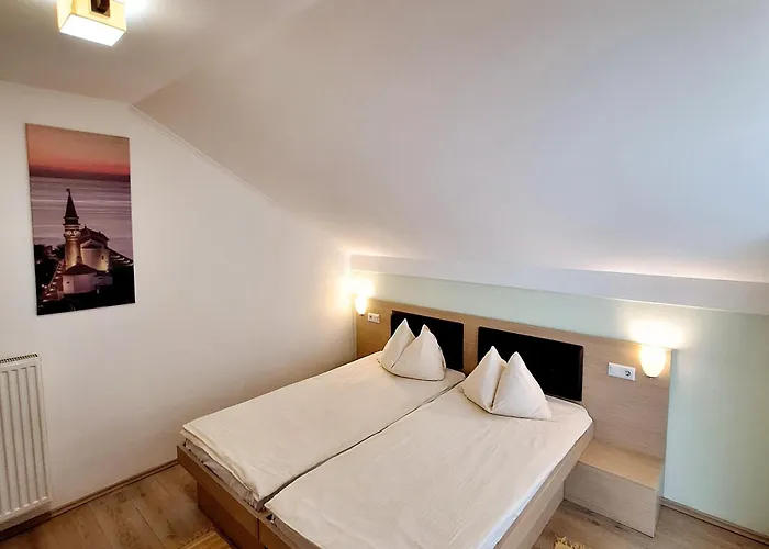 Gostisce Lesjak Orehova vas